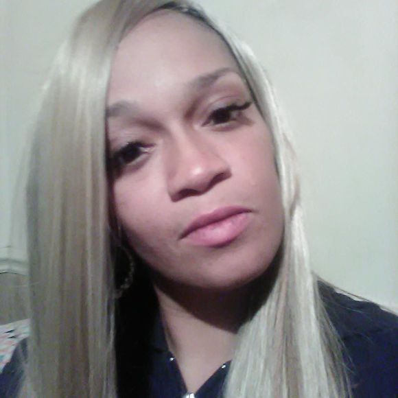 Meet your Posher, Neva - Picture 1 of 1